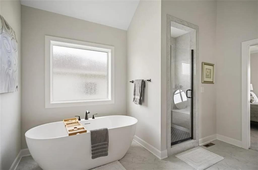 8156 Roundtree Street Property Photo 12