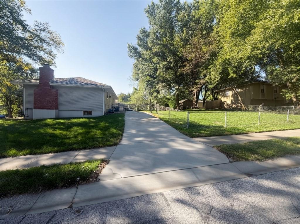 2909 Se 1st Street Property Photo 4