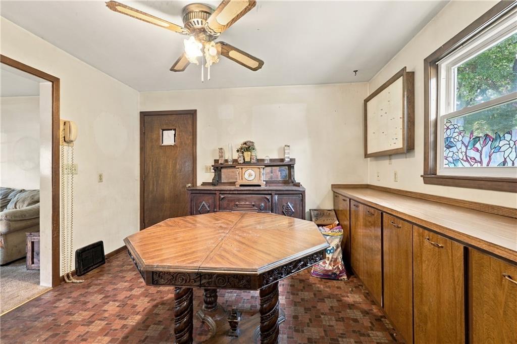 10912 E 59th Street Property Photo 5