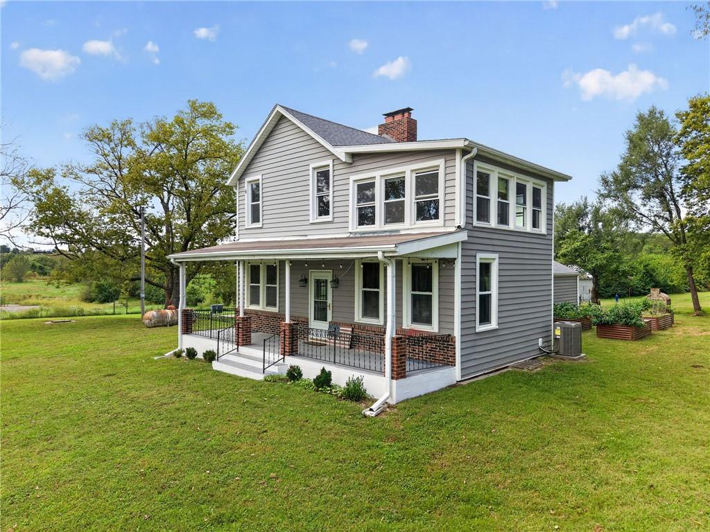 16526 New Lawrence Road Property Photo 2