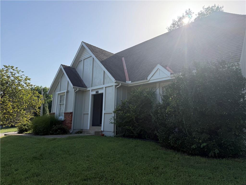 7020 Widmer Road Property Photo 2