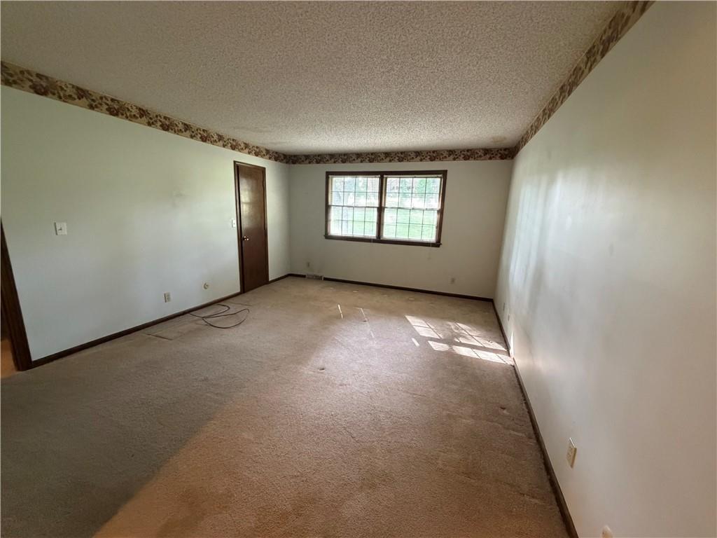 7020 Widmer Road Property Photo 11