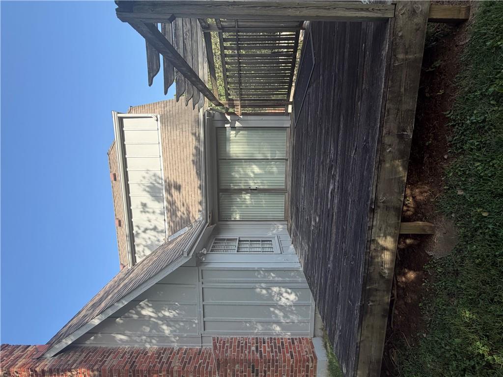 7020 Widmer Road Property Photo 15