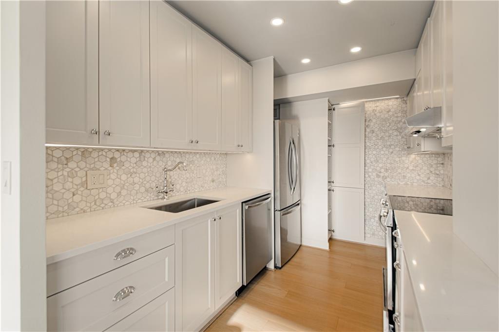 4550 Warwick Boulevard Property Photo 17