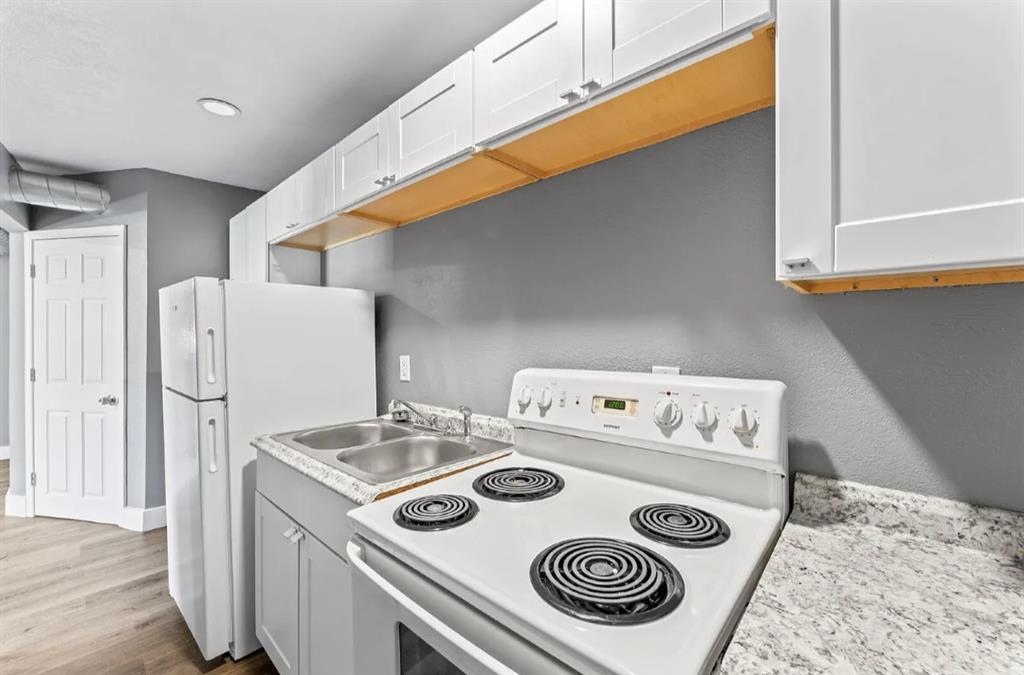 4105 E Linwood Boulevard Property Photo 9