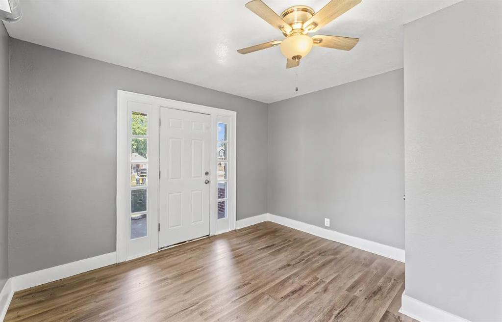 4105 E Linwood Boulevard Property Photo 16