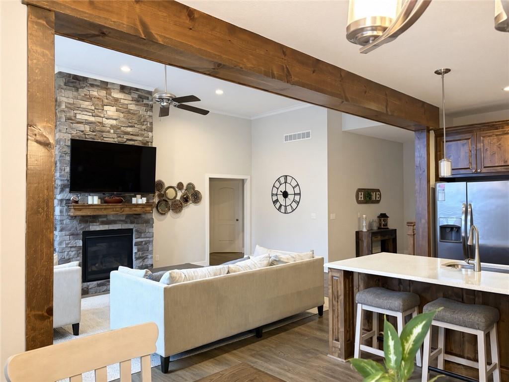 609 Campbell Street Property Photo 13