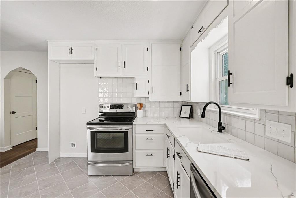 5406 Ash Street Property Photo 11