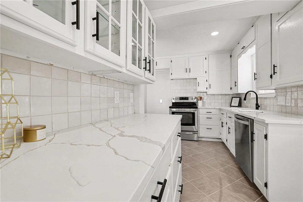 5406 Ash Street Property Photo 12