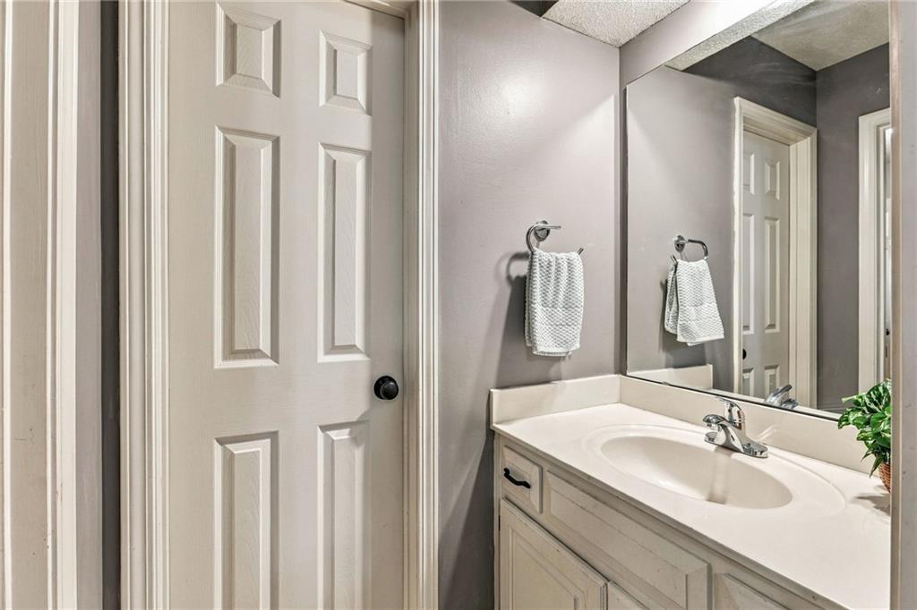 5316 W 132 Street Property Photo 52