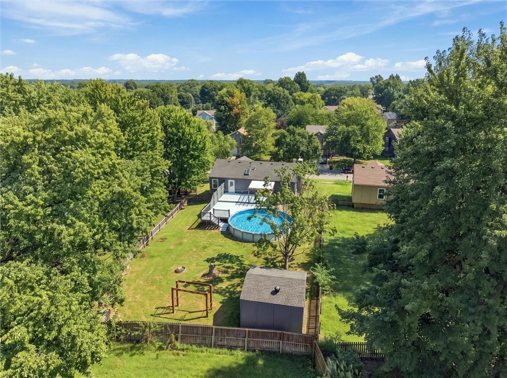 408 Huntington Court Property Photo 19