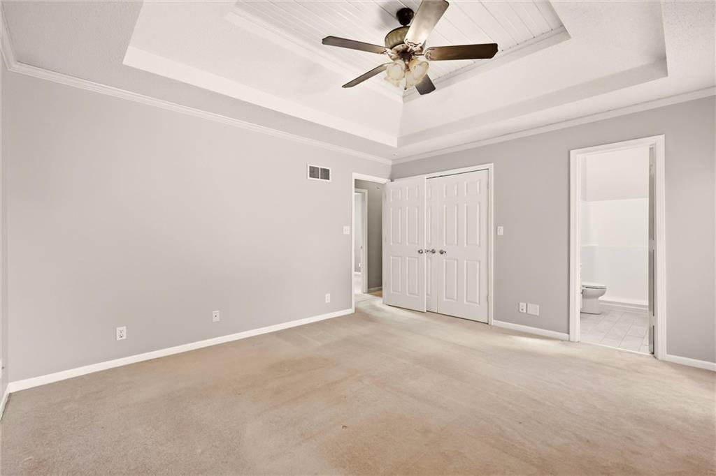 408 Huntington Court Property Photo 23