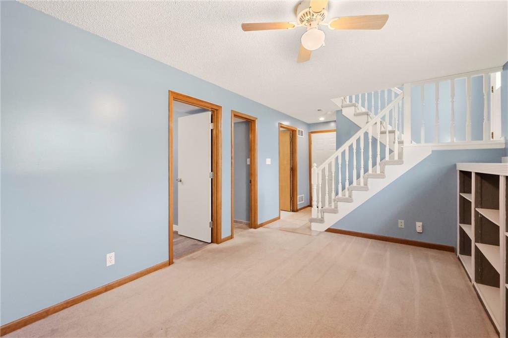 408 Huntington Court Property Photo 32