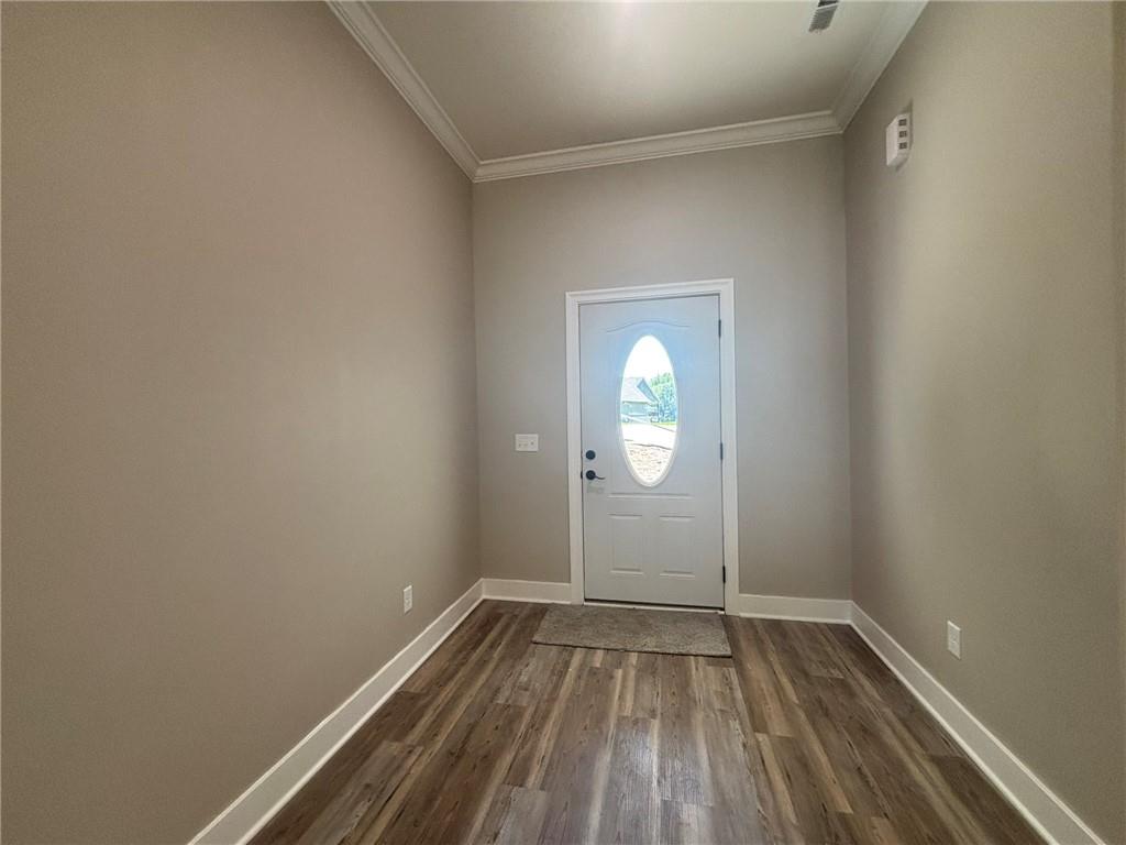 105 W Fawn Drive Property Photo 4