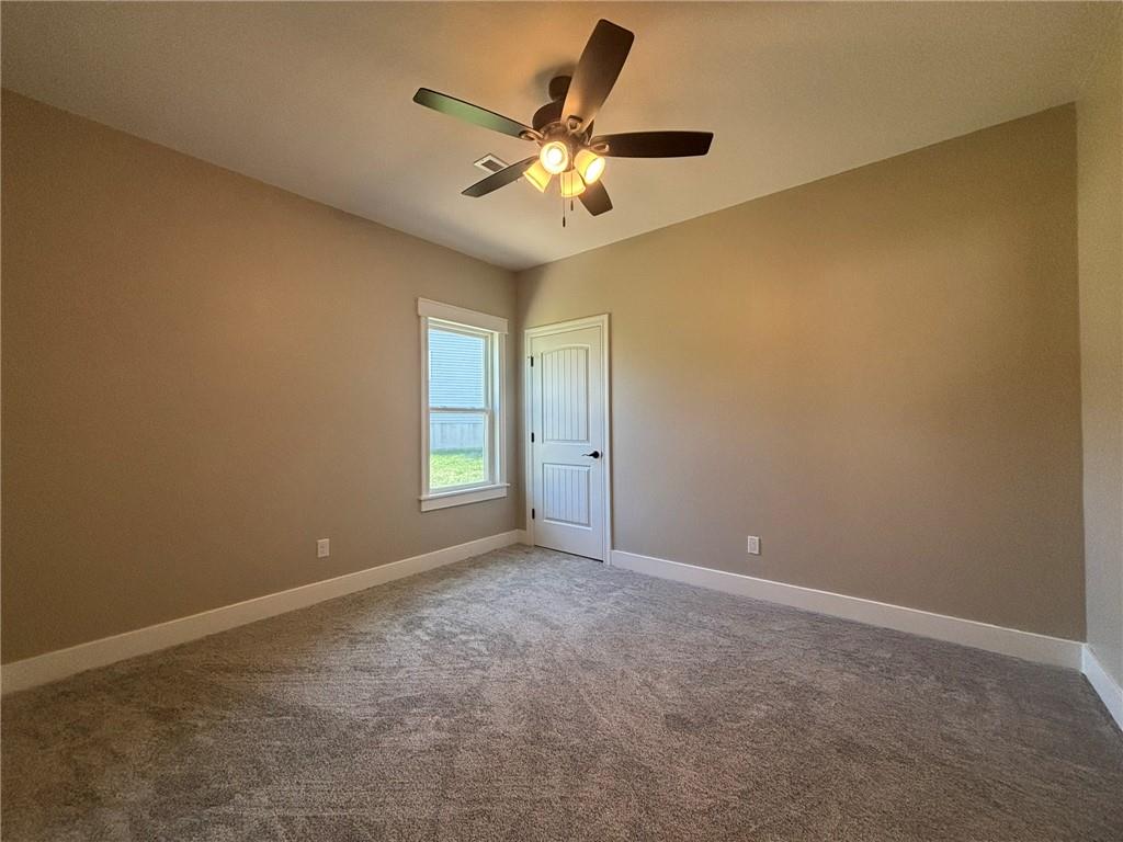 105 W Fawn Drive Property Photo 34