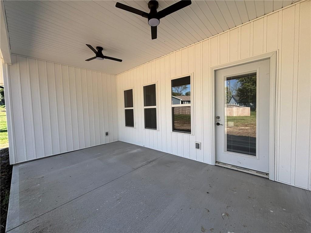 105 W Fawn Drive Property Photo 44
