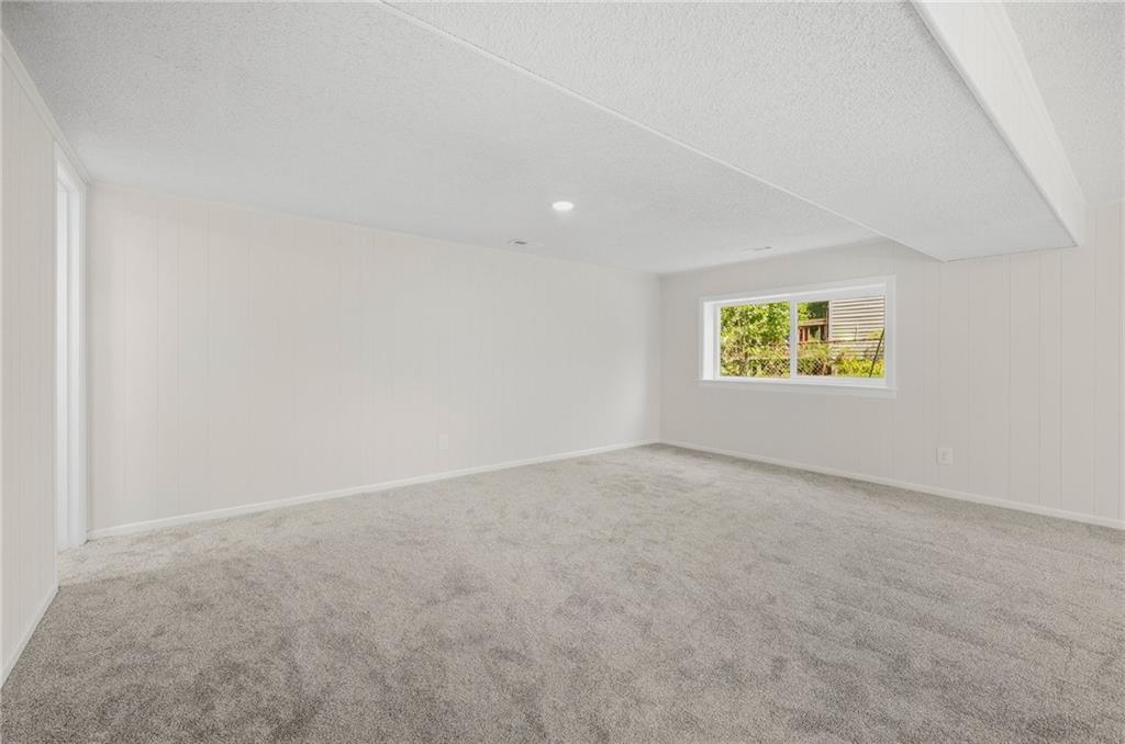 8248 Armstrong Avenue Property Photo 18