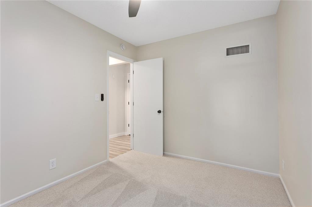 13421 Lowell Avenue Property Photo 12