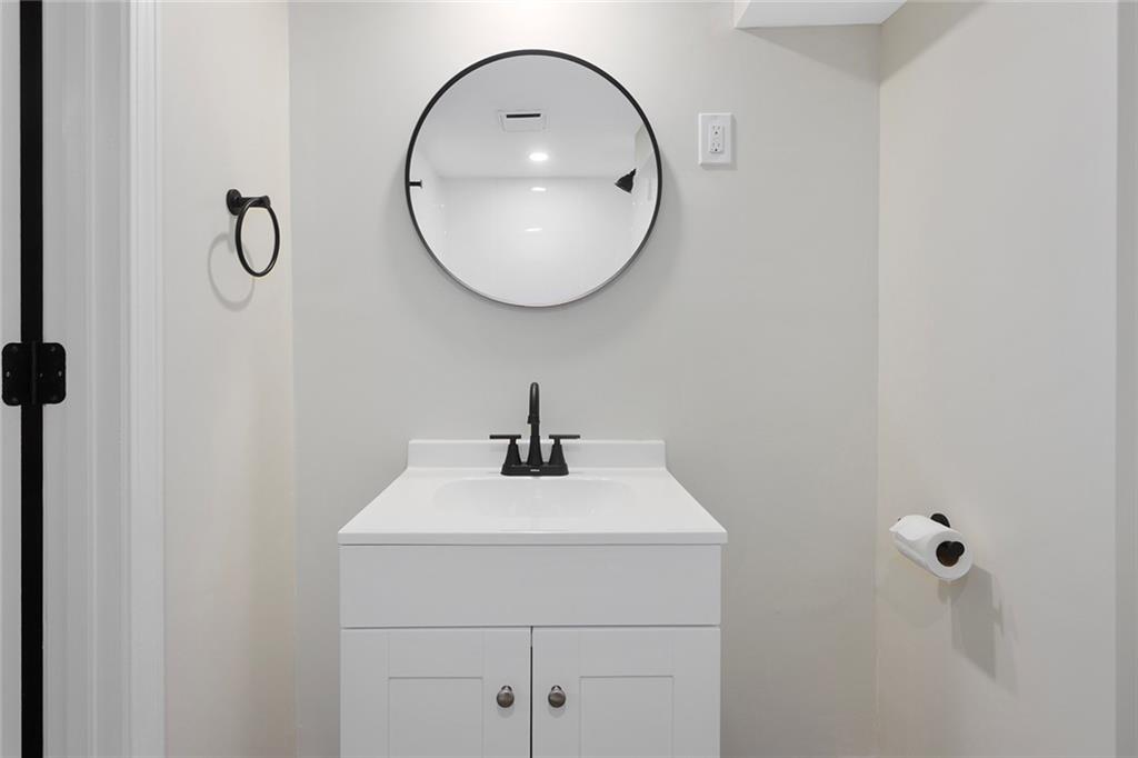 13421 Lowell Avenue Property Photo 17