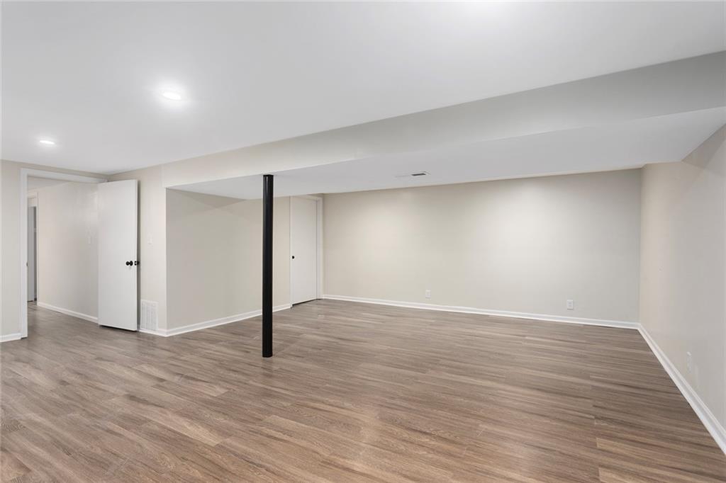 13421 Lowell Avenue Property Photo 18