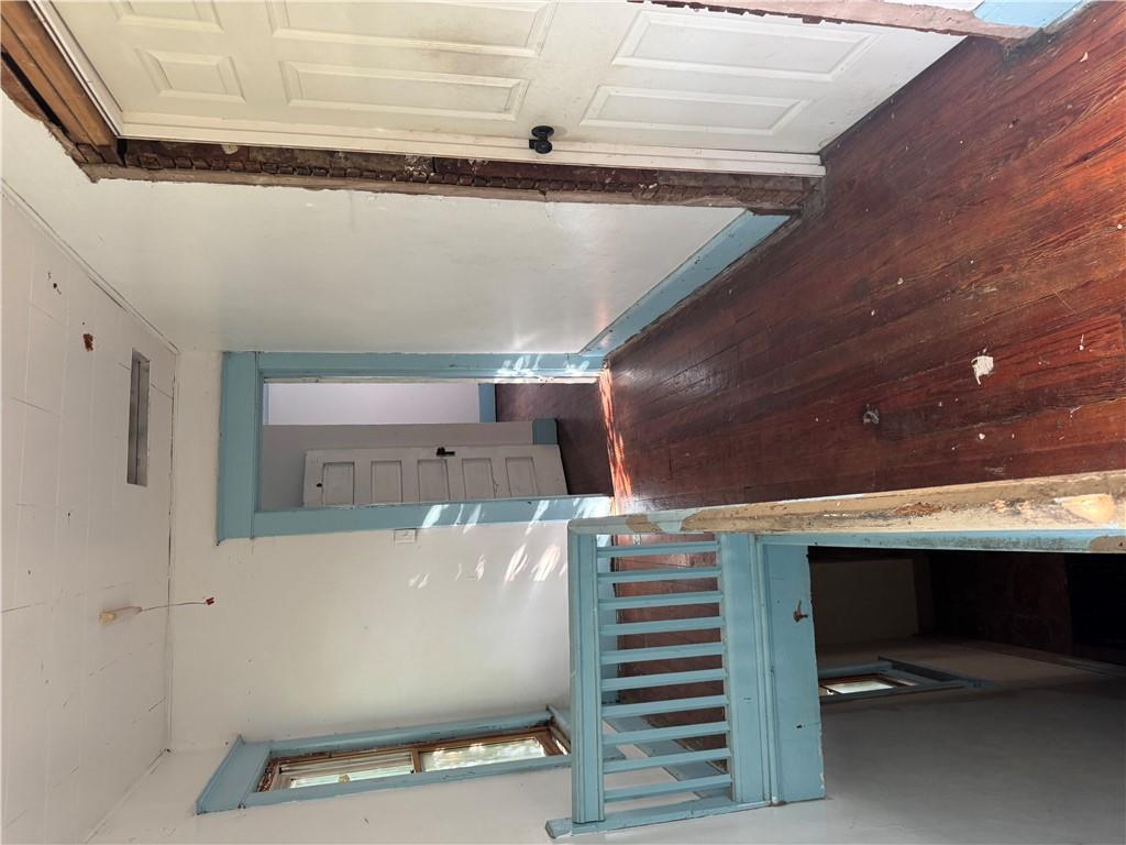 206 Harvard Street Property Photo 5