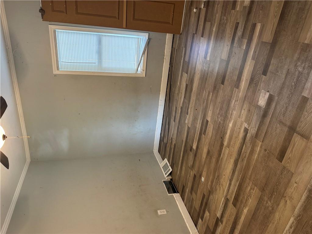 206 Harvard Street Property Photo 7