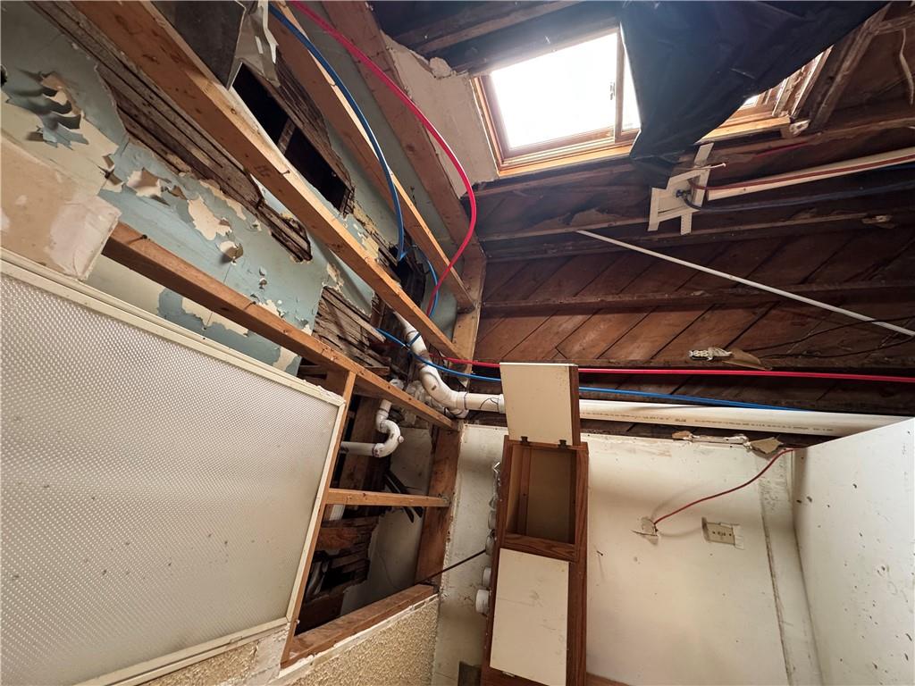 206 Harvard Street Property Photo 12