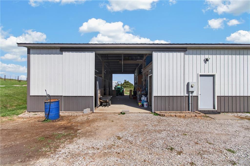 4845 Sw Springtown Road Property Photo 4