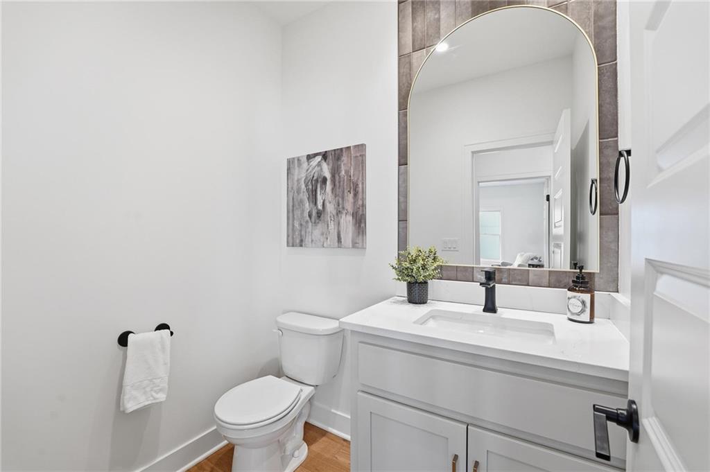 1304 Larkspur Place Property Photo 13