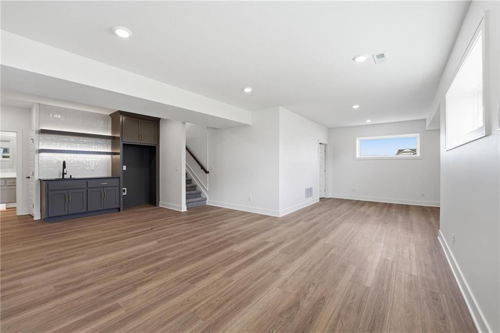 1304 Larkspur Place Property Photo 27