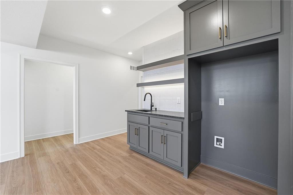 1304 Larkspur Place Property Photo 31