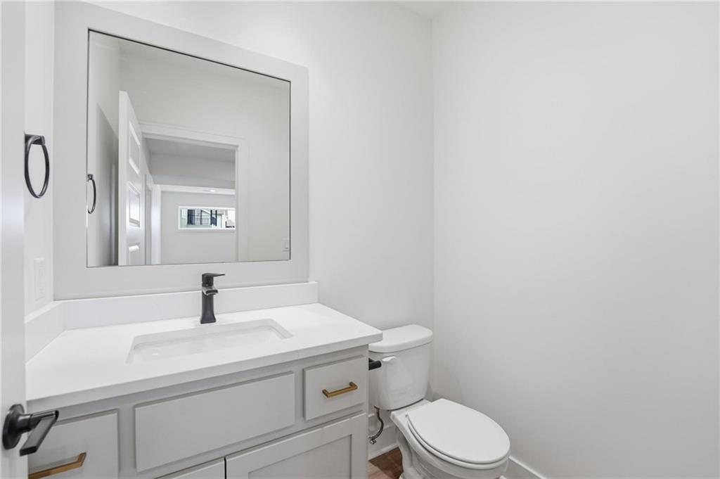 1304 Larkspur Place Property Photo 32