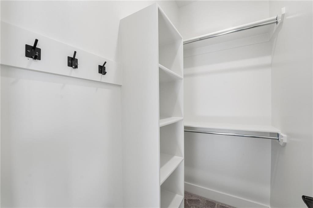 1304 Larkspur Place Property Photo 41
