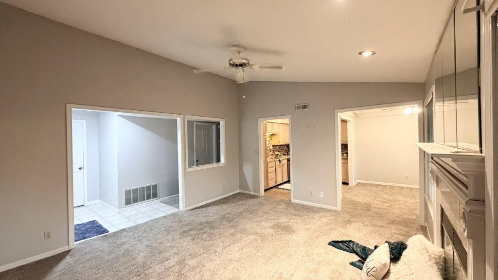 4015 S Crysler Avenue Property Photo 5
