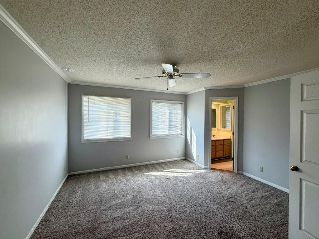 4015 S Crysler Avenue Property Photo 14