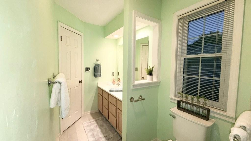 4015 S Crysler Avenue Property Photo 18