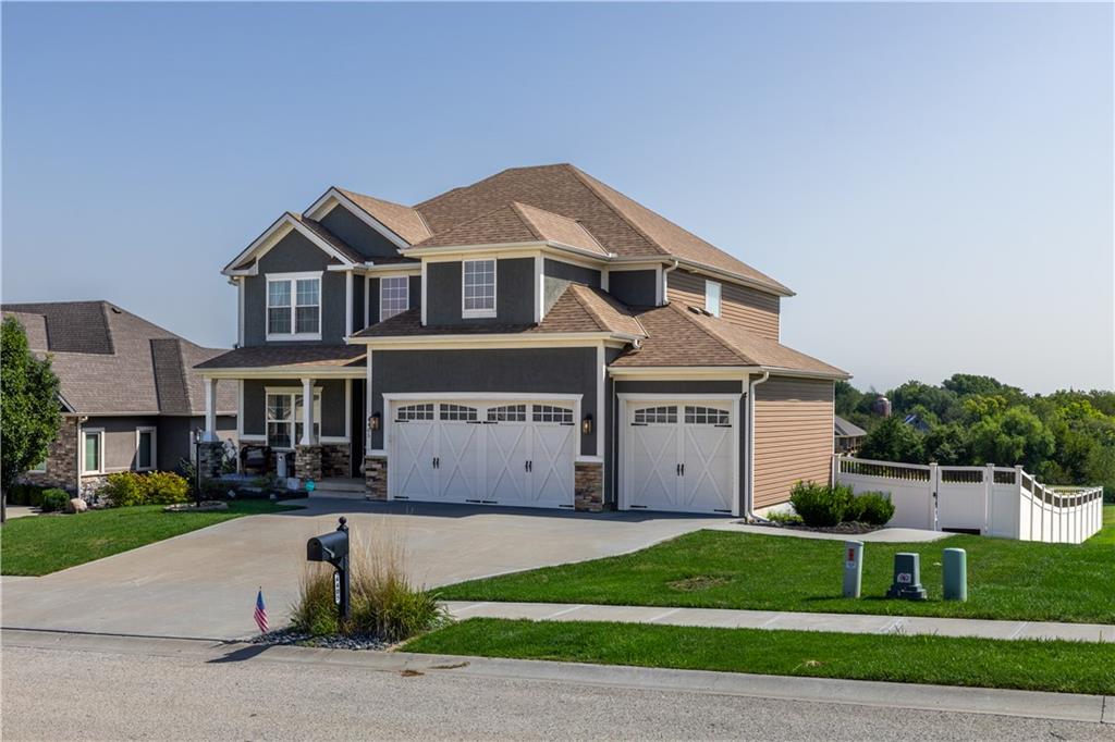 4405 Valley Ridge Drive Property Photo 4