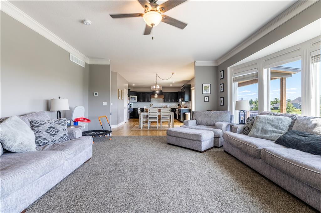 4405 Valley Ridge Drive Property Photo 13