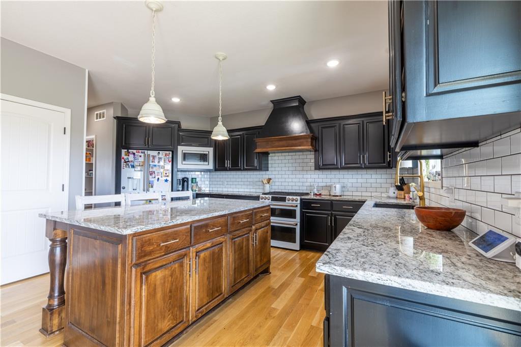 4405 Valley Ridge Drive Property Photo 14