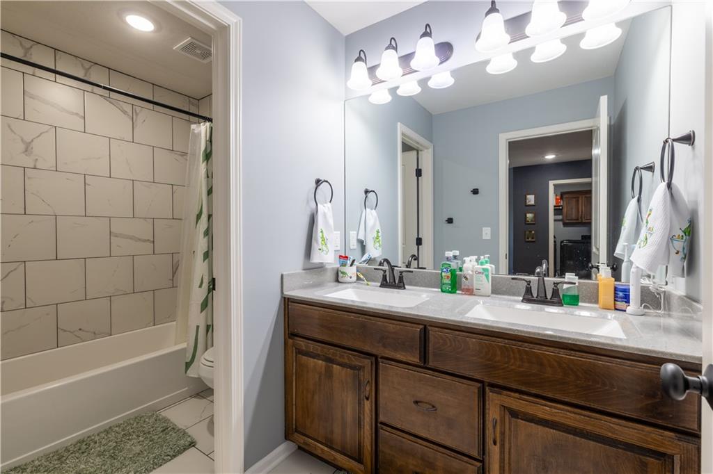 4405 Valley Ridge Drive Property Photo 26
