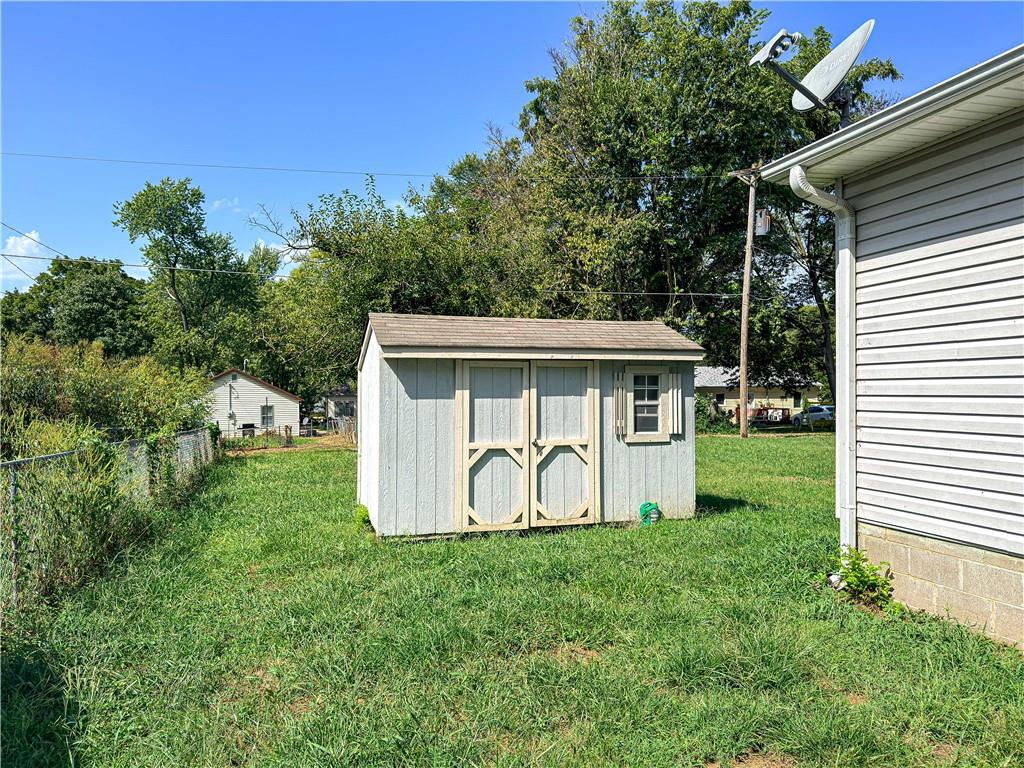 1408 S Harrison Avenue Property Photo 24