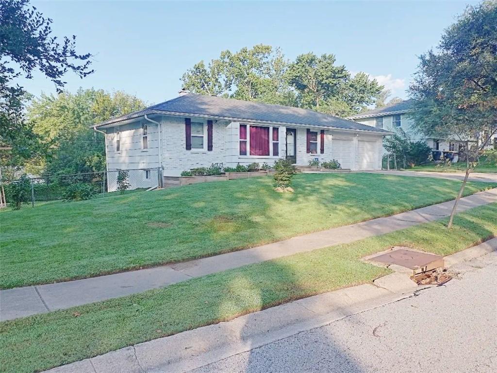 10704 Bales Avenue Property Photo 2