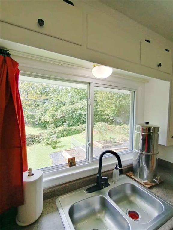 10704 Bales Avenue Property Photo 11