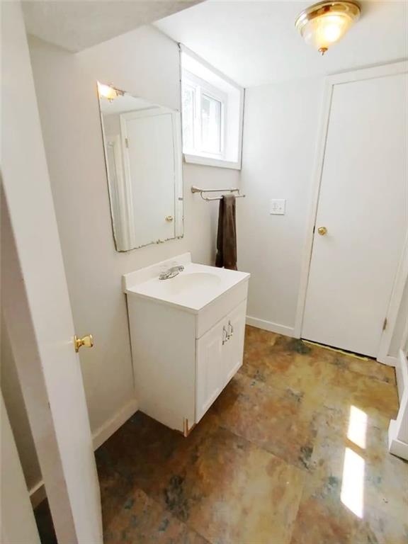 10704 Bales Avenue Property Photo 32