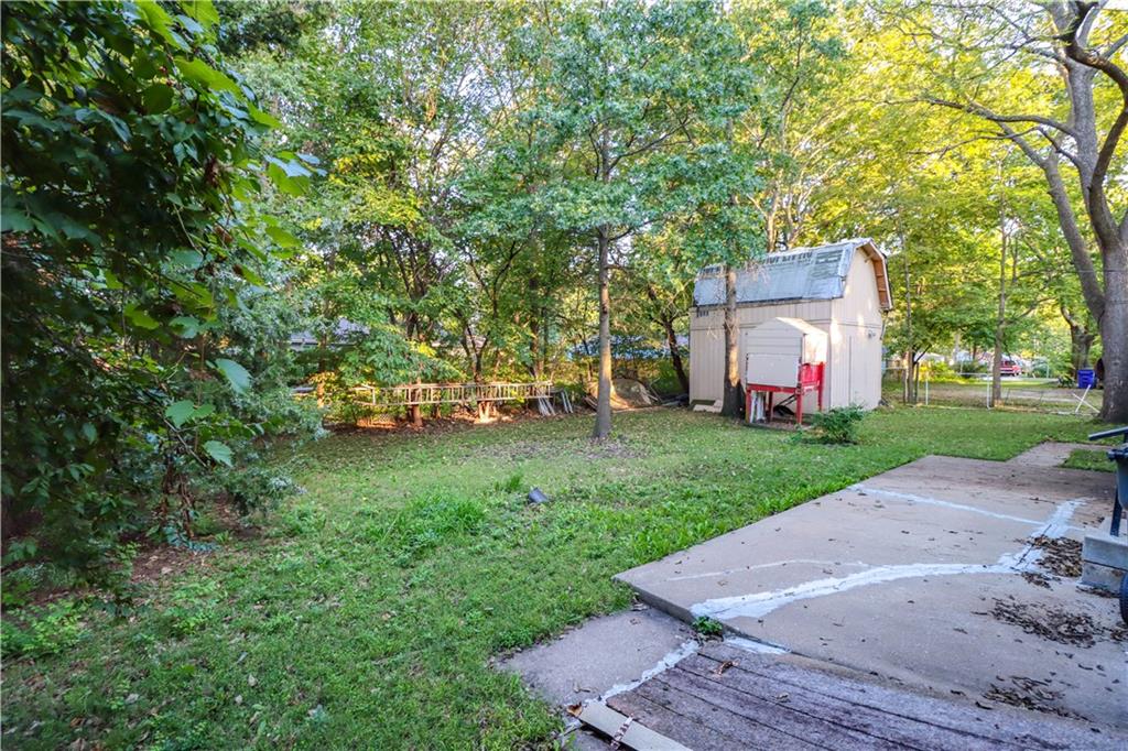 718 S Chestnut Street Property Photo 9