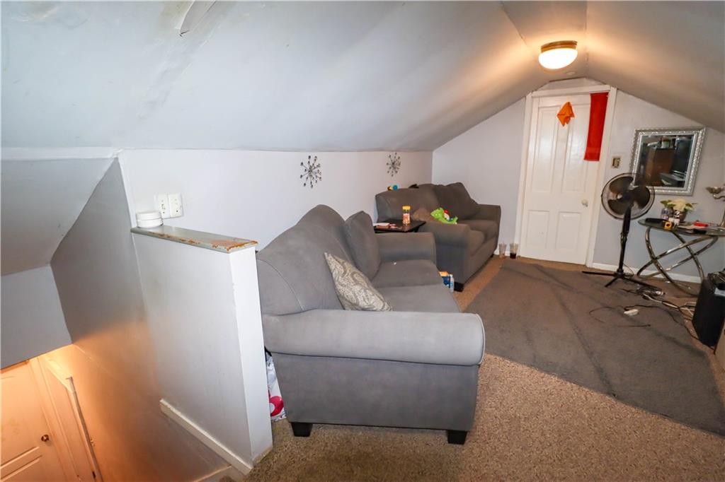 718 S Chestnut Street Property Photo 28