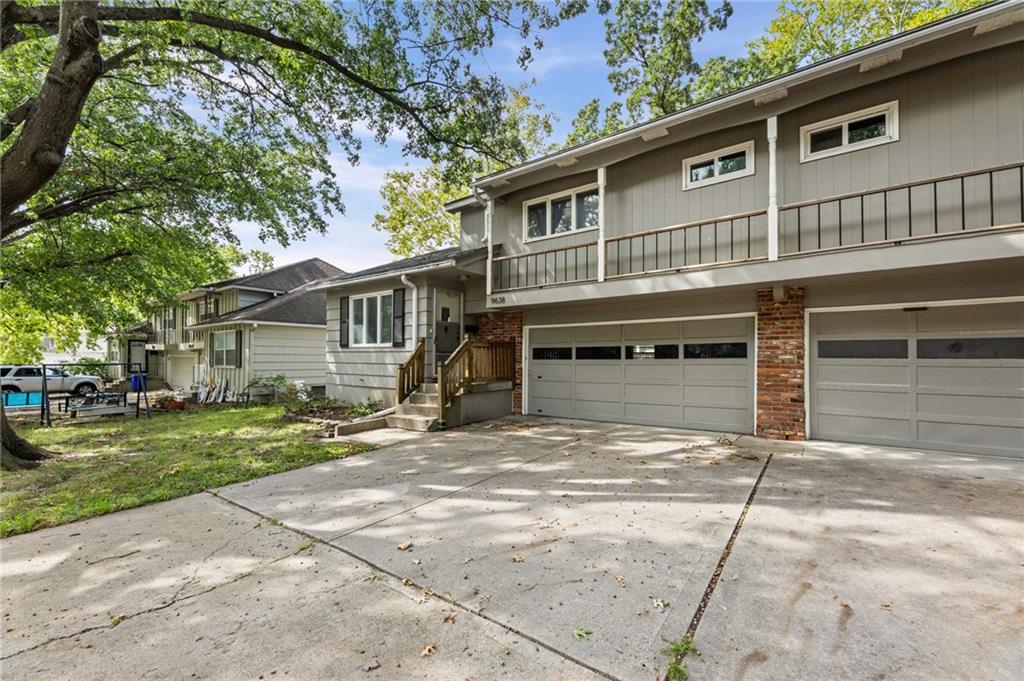 9636 Outlook Drive Property Photo 4