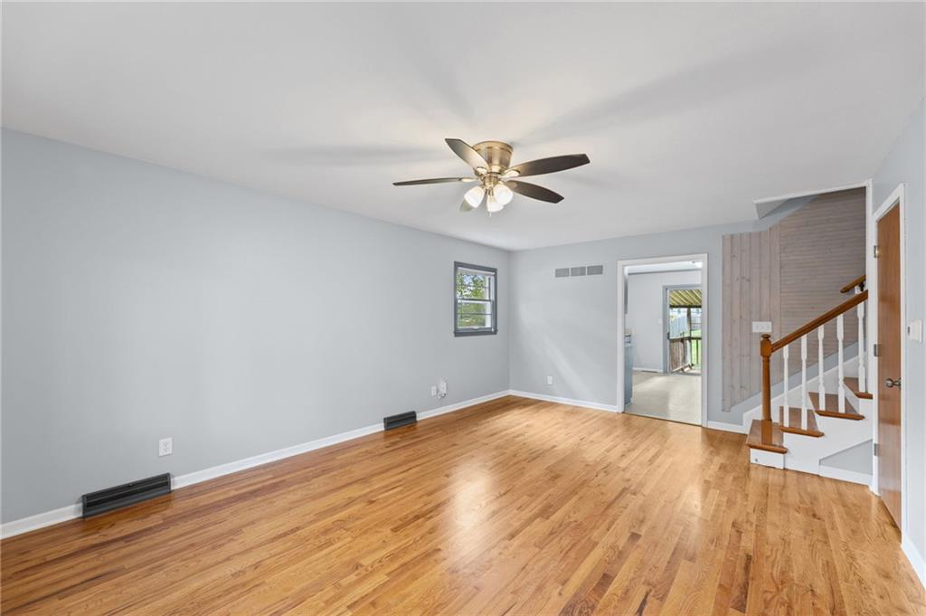 9636 Outlook Drive Property Photo 10