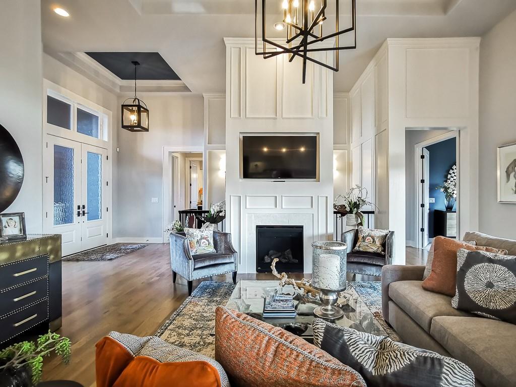 17308 Oakshire Street Property Photo 14