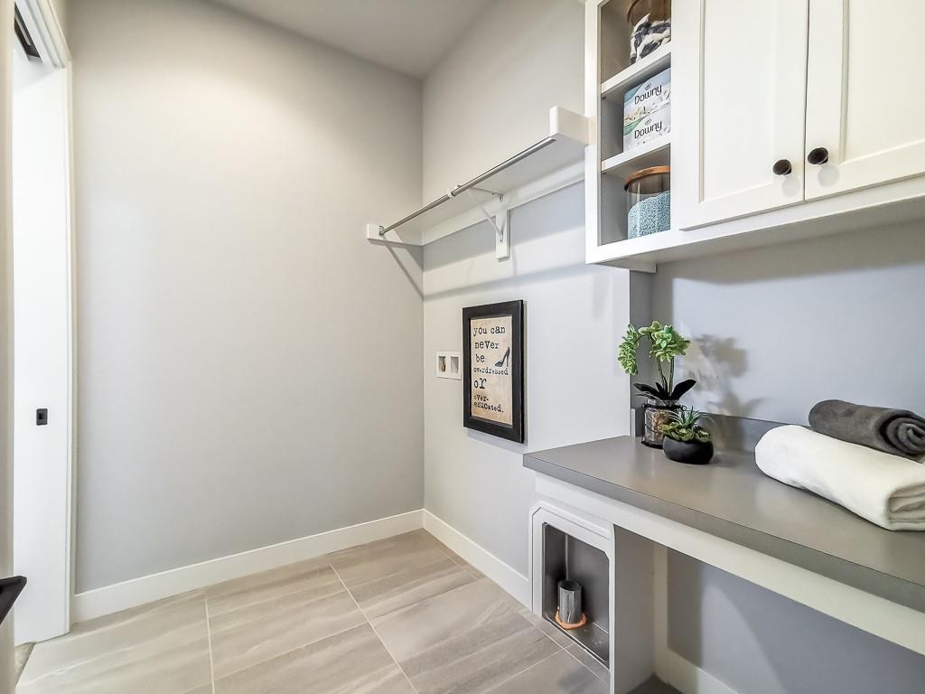 17308 Oakshire Street Property Photo 21